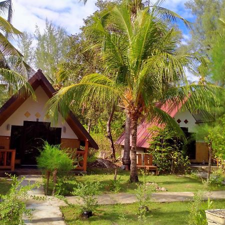 Dea Gili Cottages Gili Meno Exterior foto